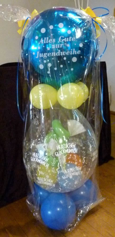 Geschenkverpackung mit Luftballons